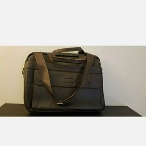 Mens Geniune Leather Briefcase /laptop bag .